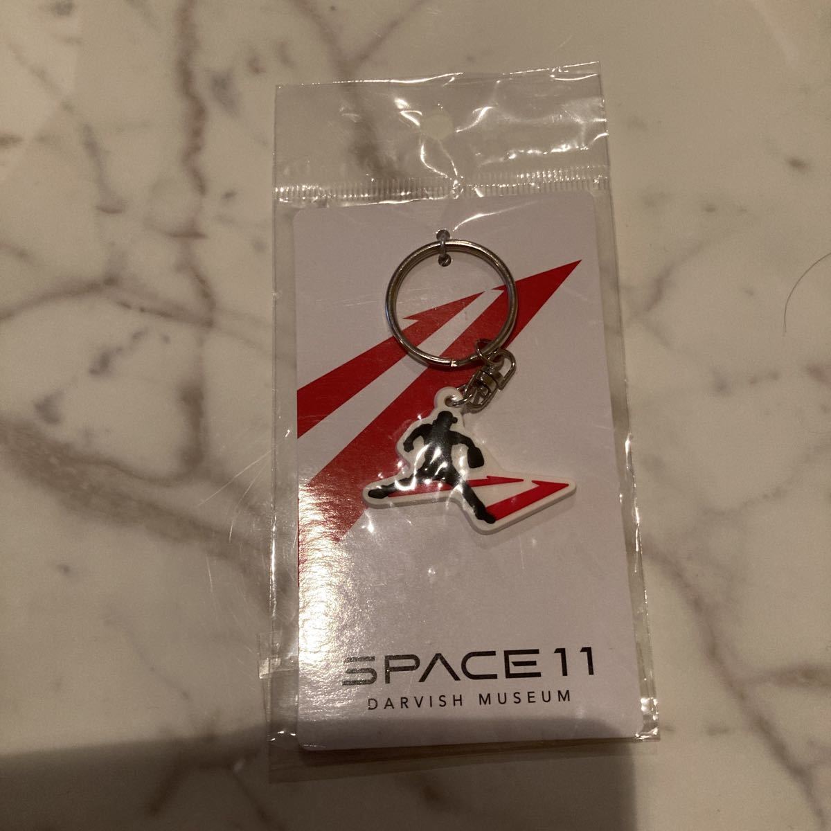 【新品・未使用】ダルビッシュ有 SPACE11 ダルビッシュミュージアム シルエット ストラップ チャーム 北海道日本ハムファイターズ パドレス_画像1