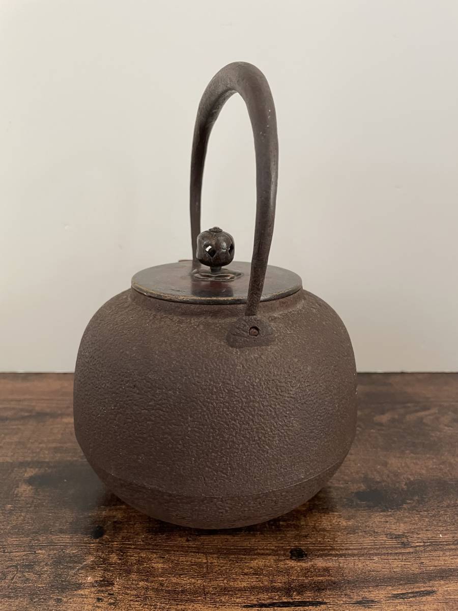 煎茶道具 茶道具 鉄瓶 佐藤浄清 丸形 銅蓋 鉄瓶 時代物 煎茶道具 茶道具 鉄瓶 佐藤浄清 丸形 銅蓋 鉄瓶 時代物