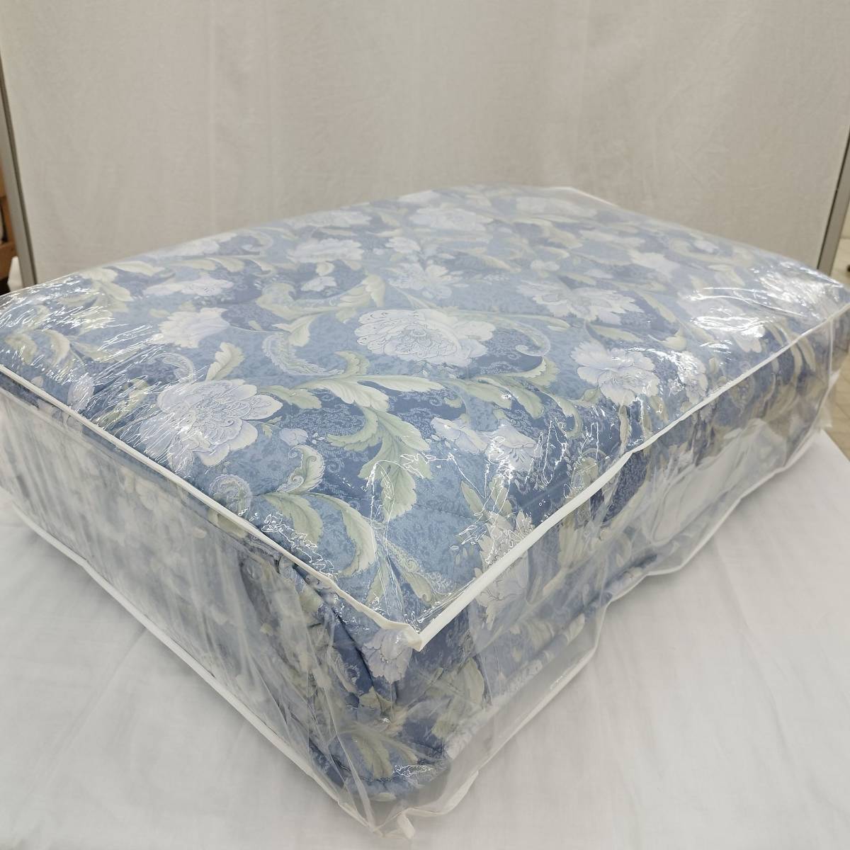 買得 厚めで固め □ボリュームUP 多針キルト 国産 防ダニ 抗菌防臭加工 100×205 日本製 固わた入り 合繊ふとん シングル 敷きふとん 敷き布団 シングル用 買得 厚めで固め □ボリュームUP 多針キルト 国産 防ダニ 抗菌防臭加工 100×205 日本製 固わた入り 合繊ふとん シングル 敷きふとん 敷き布団 シングル用