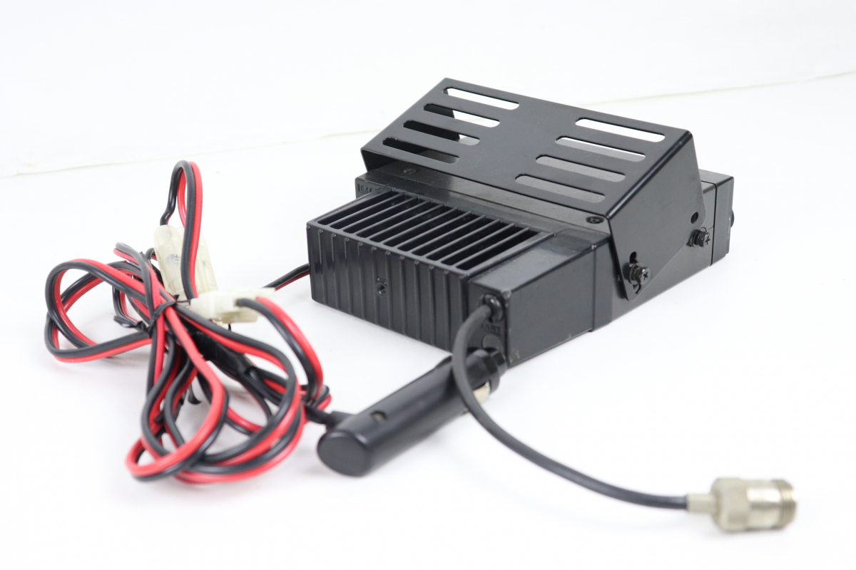 YAESU FT-2312 ヤエス 1200MHz FM TRANSCEIVER アマチュア無線機 YAESU FT-2312 ヤエス 1200MHz FM TRANSCEIVER アマチュア無線機