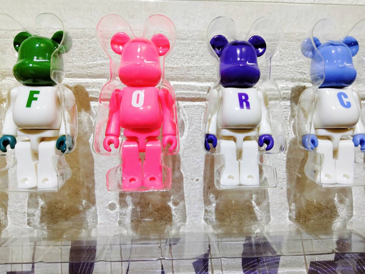 ベアブリック BE@RBRICK ナイキ NIKE AIR FORCE ONE エアフォース1 ...