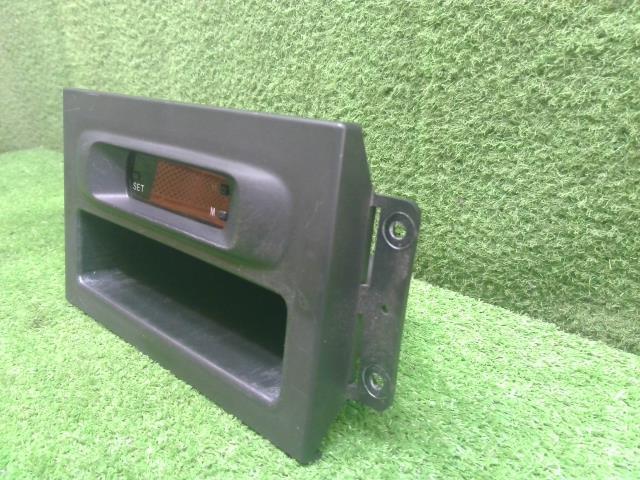  Mitsubishi Pajero V73W 5MT original clock instrument panel case interior used Y02207003668050
