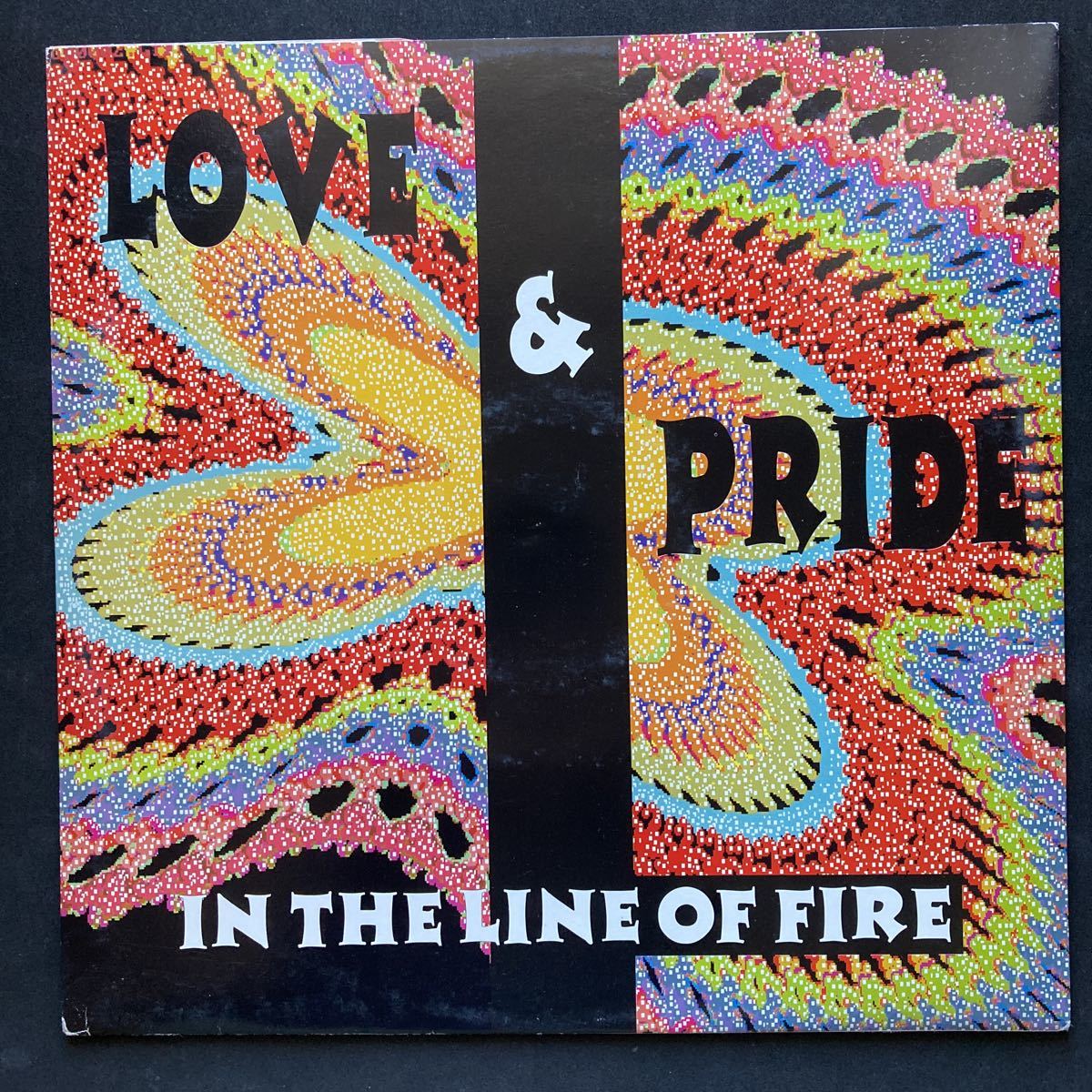 12inch LOVE & PRIDE / IN THE LINE OF FIRE_画像1