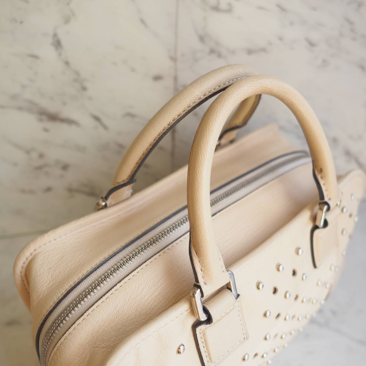 祝開店!大放出セール開催中】 希少美品 ロエベ LOEWE アマソナ28