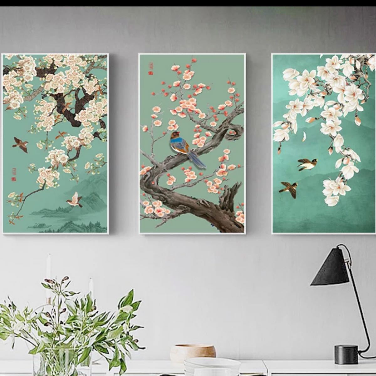 花と鳥のオリエンタルな抽象絵画