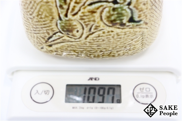◇注目! サントリー 山崎12年 黄瀬戸卯文方形瓶 ピュアモルト ◇注目! サントリー 山崎12年 黄瀬戸卯文方形瓶 ピュアモルト