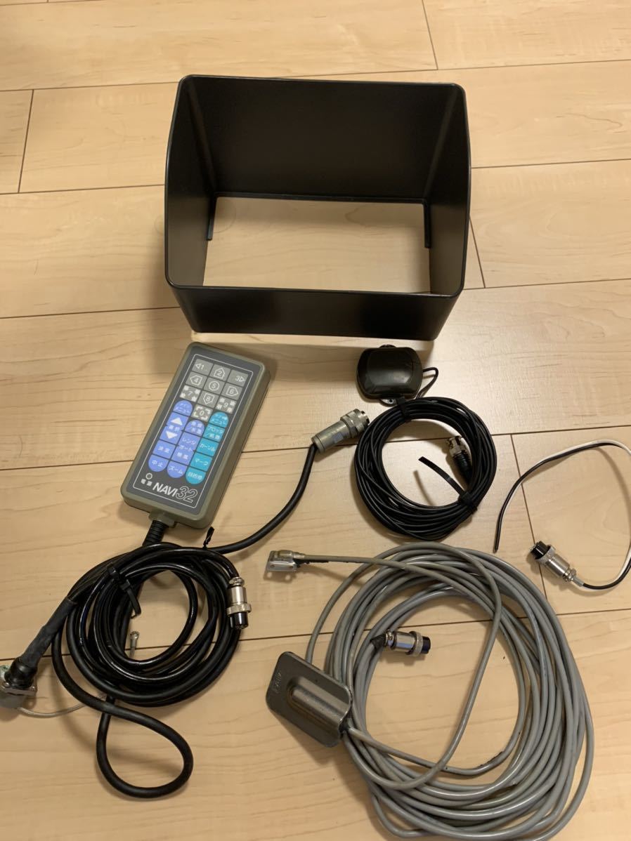 送料無料 ROYAL ロイヤル 魚群探知機 GPS魚探 RF-800NF2 品 実働品