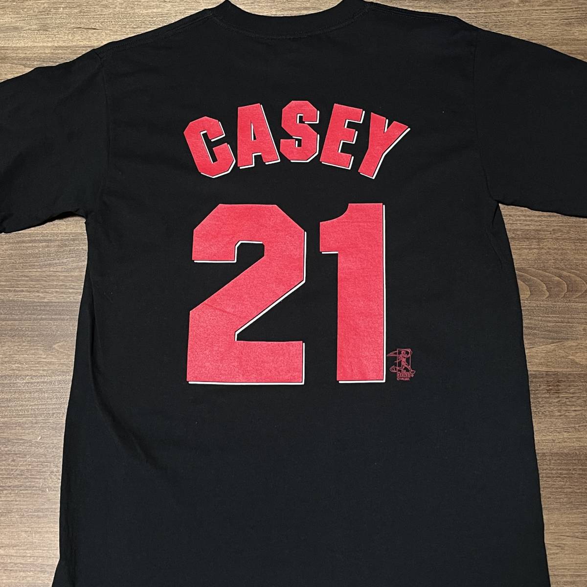 MLB シンシナティ・レッズ ショーン・ケイシー Casey Tシャツ (ユニフォームデザイン)_画像1