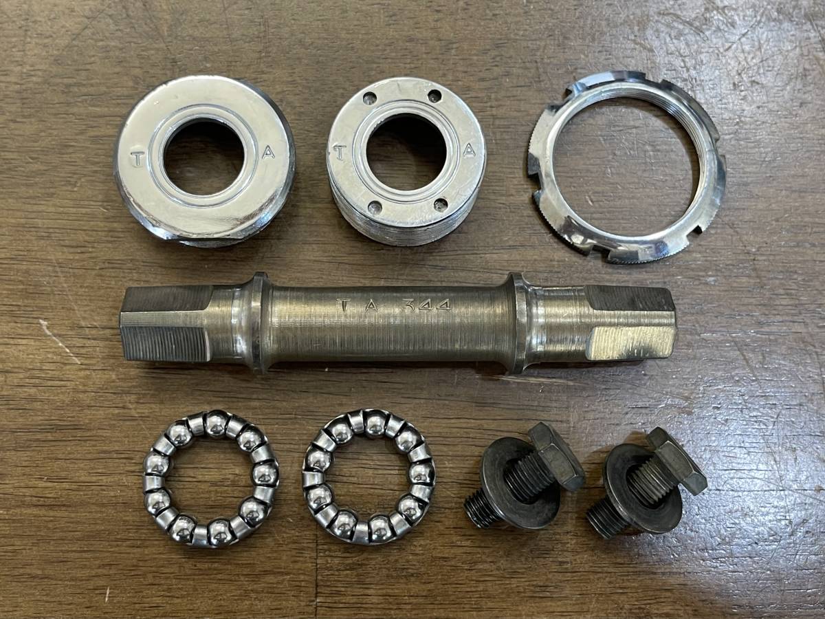 □ TA 344 フランス製 ボトムブラケット BSC/JIS規格ネジ 軸長114mm