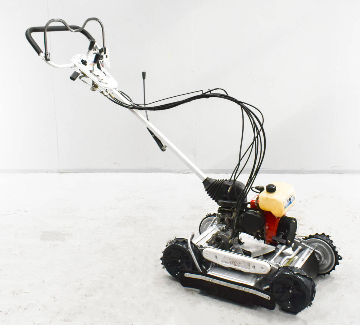 共立 オーレック OREC スパイダーモアー SP850A 4WD 自走式草刈機 芝刈