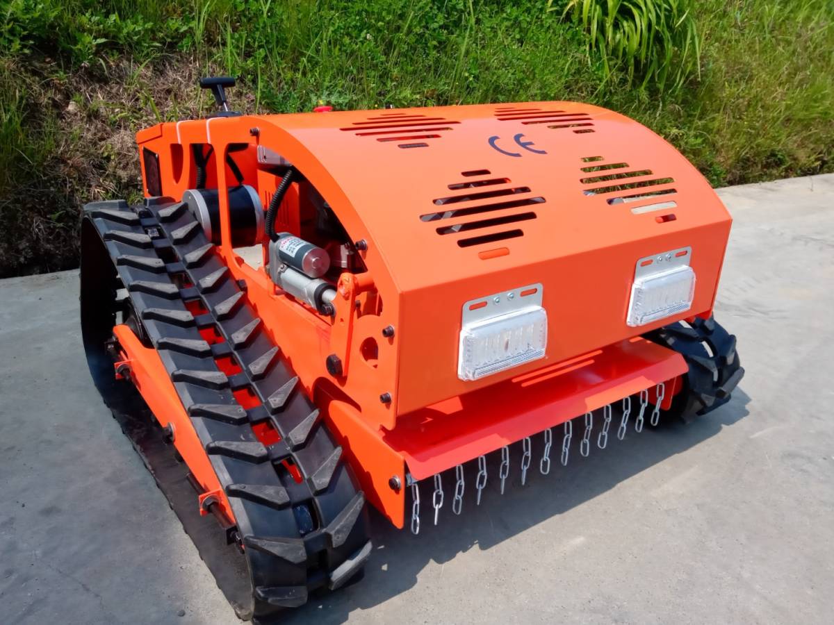 ラジコン草刈機 草刈り機 無線 エンジン式 刈幅約55cm 重量約130kg リモコン ラジコン