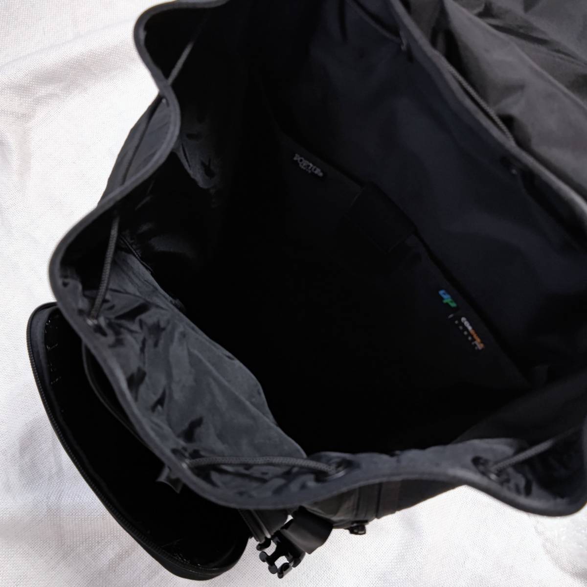 ポーターPORTERハイブリッドHYBRIDバックデイパックリュックBACKPACK黒