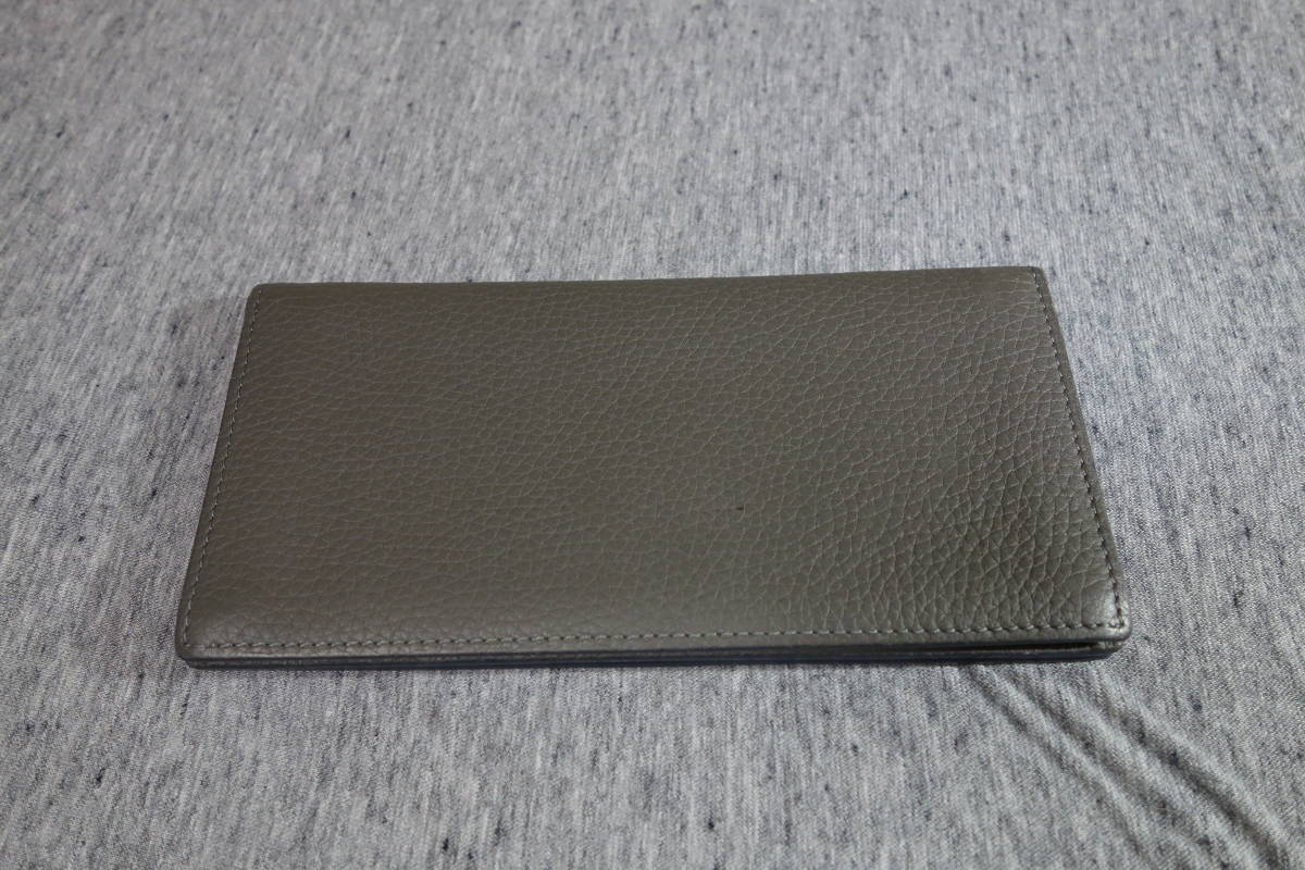 送料無料・中古良品】カミーユフォルネ 財布 21.03 VERSO コインケース