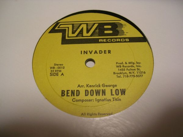 ●WORLD SOCA 12inch●INVADER / BEND DOWN LOW_画像1