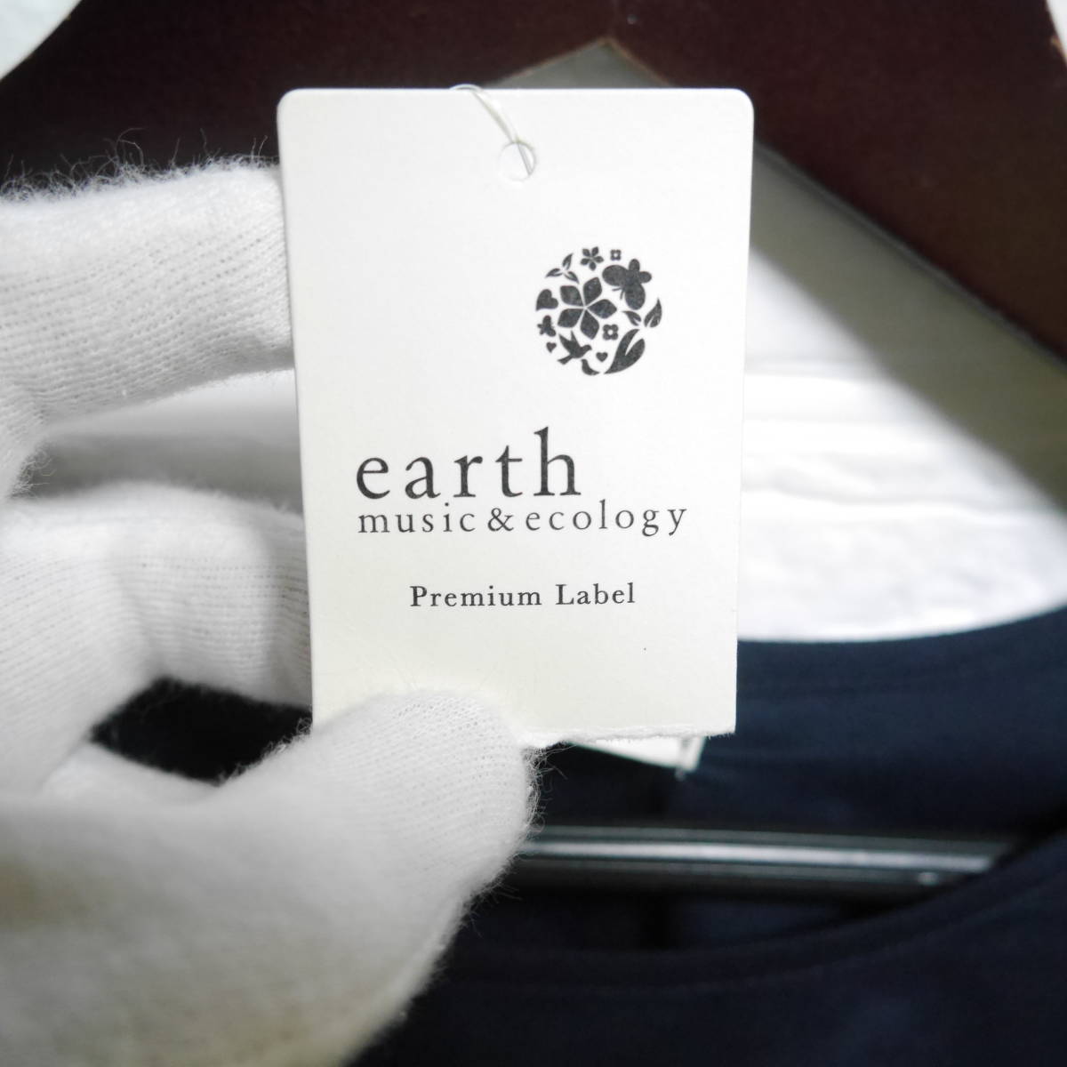A502 ◇ earth music&ecology | アースミュージック＆エコロジー ウエストリボンペプラムブラウス 紺 未使用 サイズＦの画像6