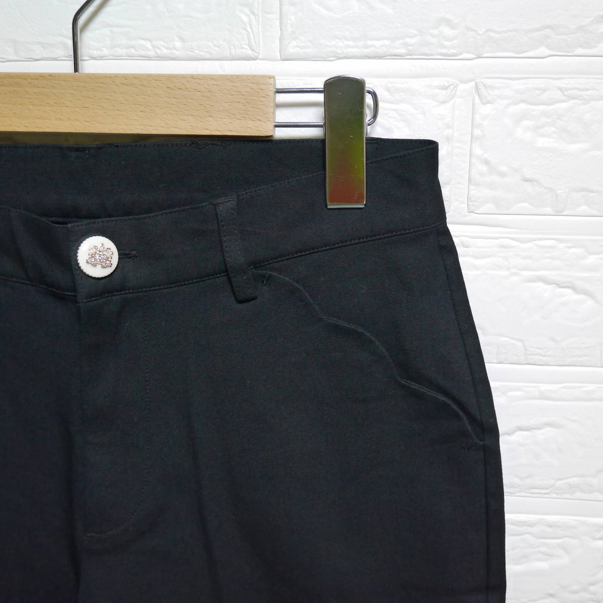 A502 * MALIANI | Mali a-ni capri pants black used size 11