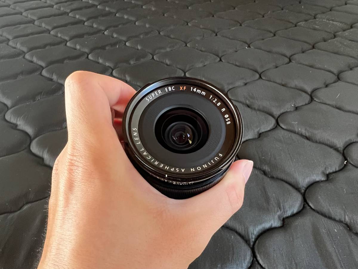 FUJIFILM 単焦点レンズ XF 14mm F2.8 R レンズガード付き 超広角 FUJIFILM 単焦点レンズ XF 14mm F2.8 R レンズガード付き 超広角
