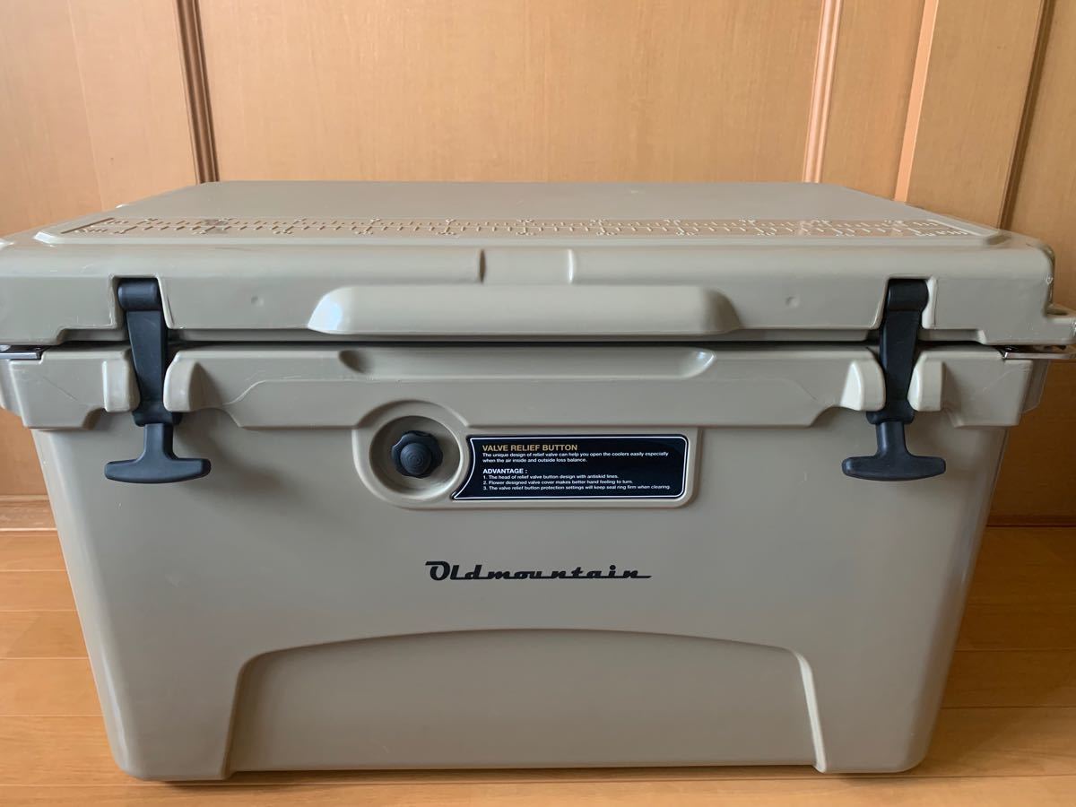 FIELDOOR ノーザンクーラーボックス 【容量42.5L / サンド