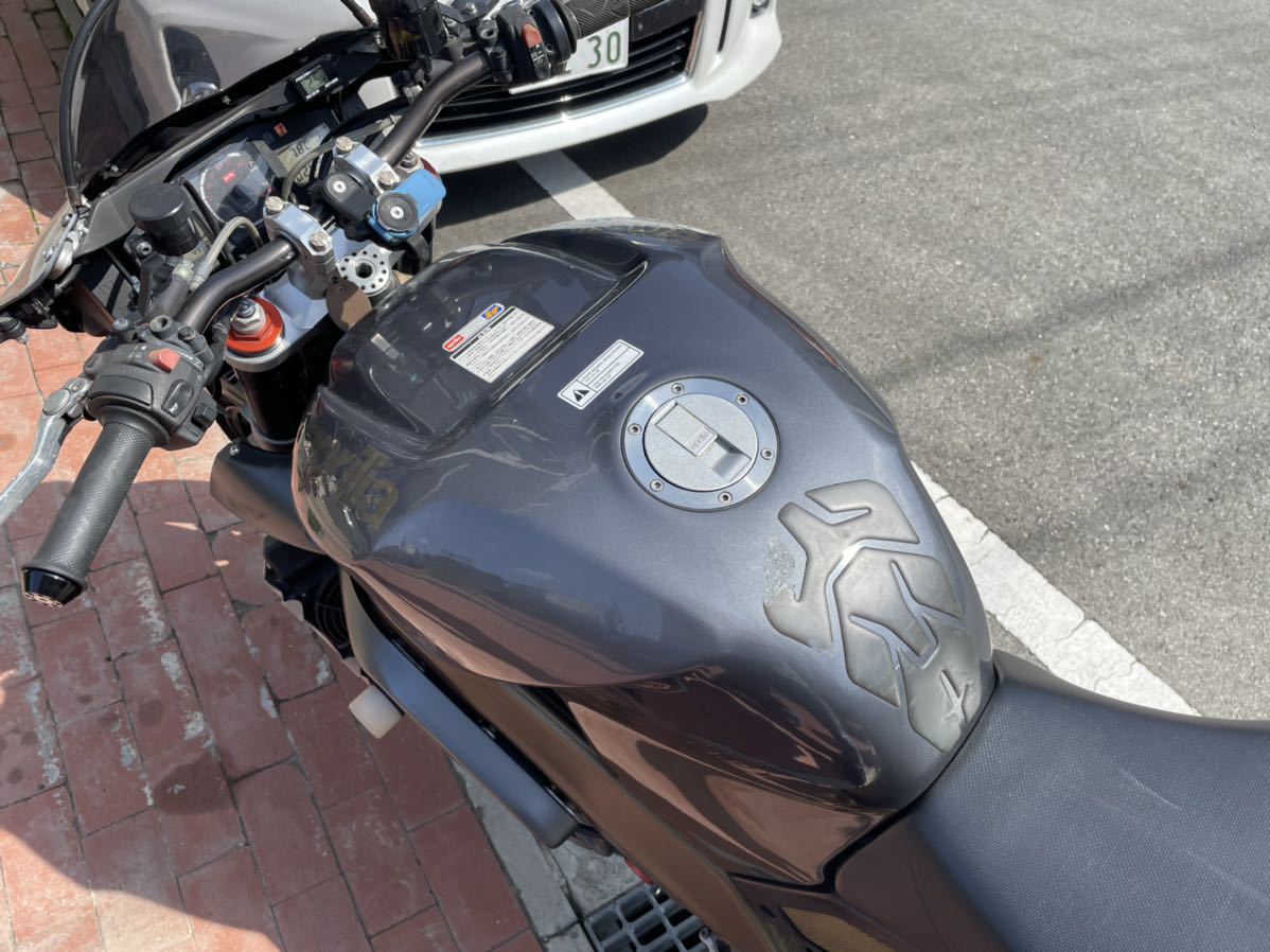 トゥオーノ 1000 アプリリア RSV1000 tuono aprilia すぐ乗れます