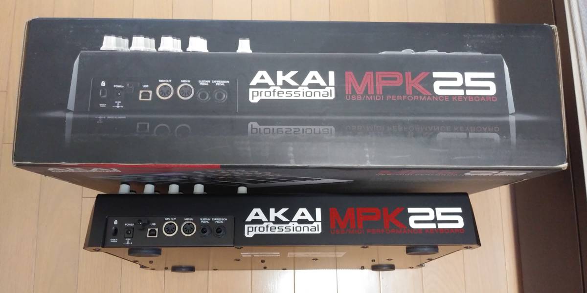 AKAI MPK25 keyboard ( secondhand goods )