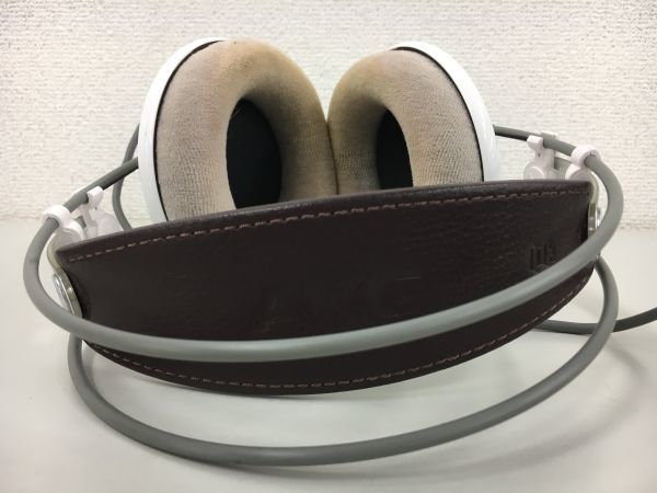 H153-I23-3784 AKG オーディオ機器 モニターヘッドホン K701 オープン