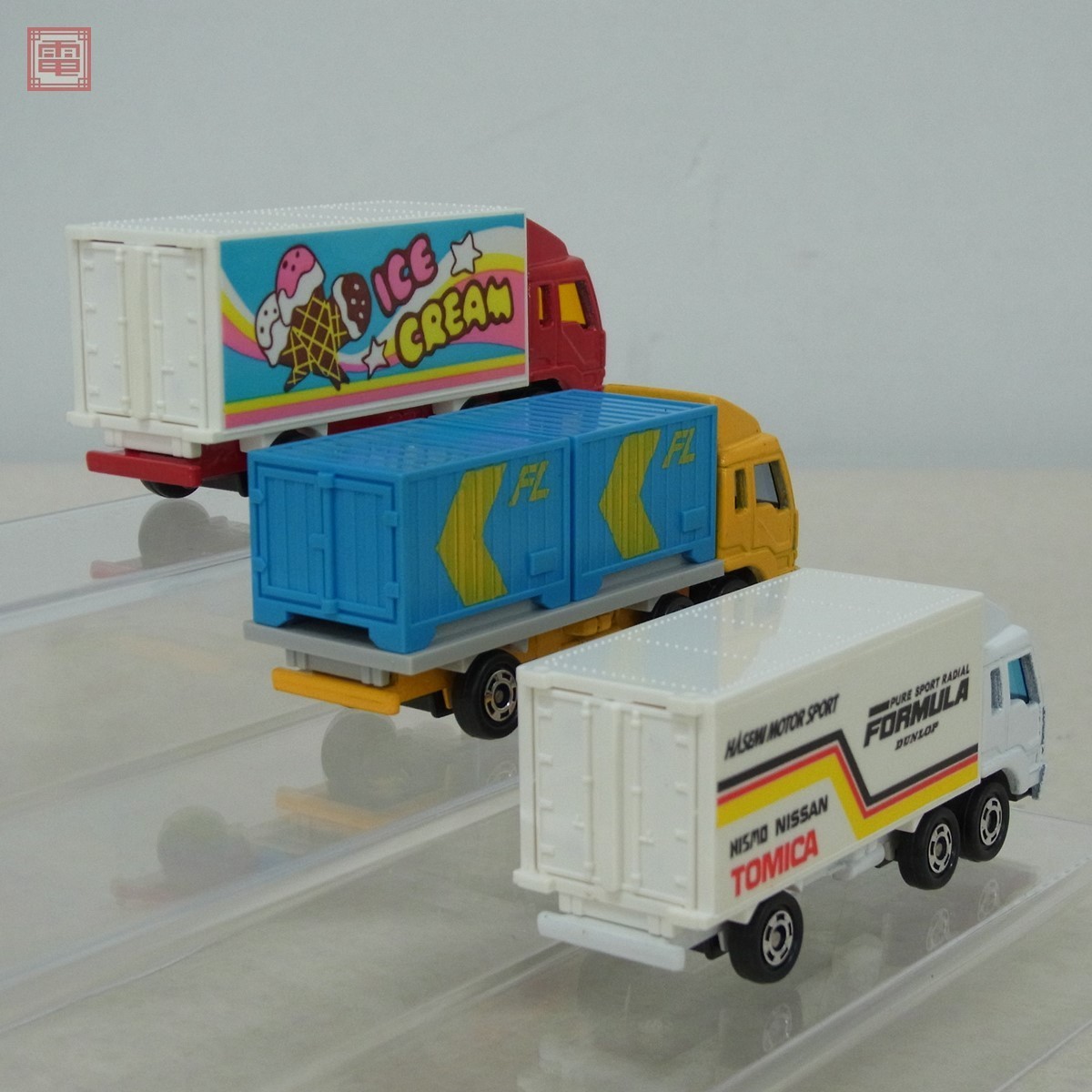トミカ 日本製 No.7 三菱ふそう 冷凍車/No.74 コンテナトラック トミカ 日本製 No.7 三菱ふそう 冷凍車/No.74 コンテナトラック