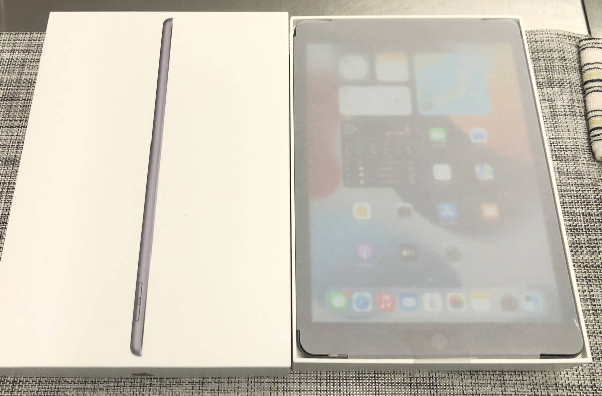 送料無料】未使用品 国内版simフリー Apple iPad 10.2インチ 第9世代