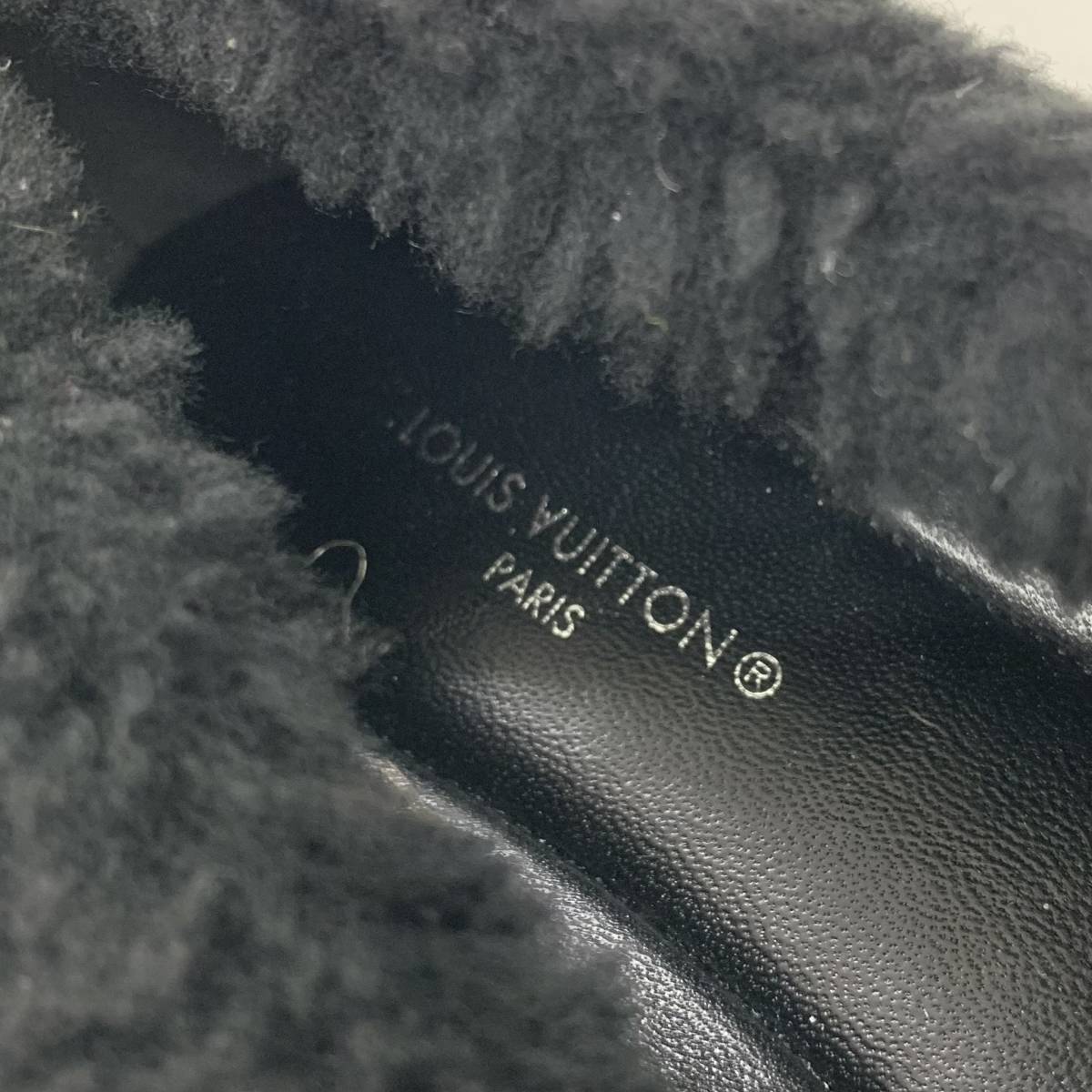 4990 未使用 ヴィトン ポピライン ボア ムートン LV バレエシューズ