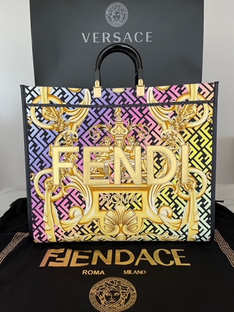 ☆ 1円売り切り大特価 ☆超激レア 新品未使用 FENDI ×VERSACE（FENDACE