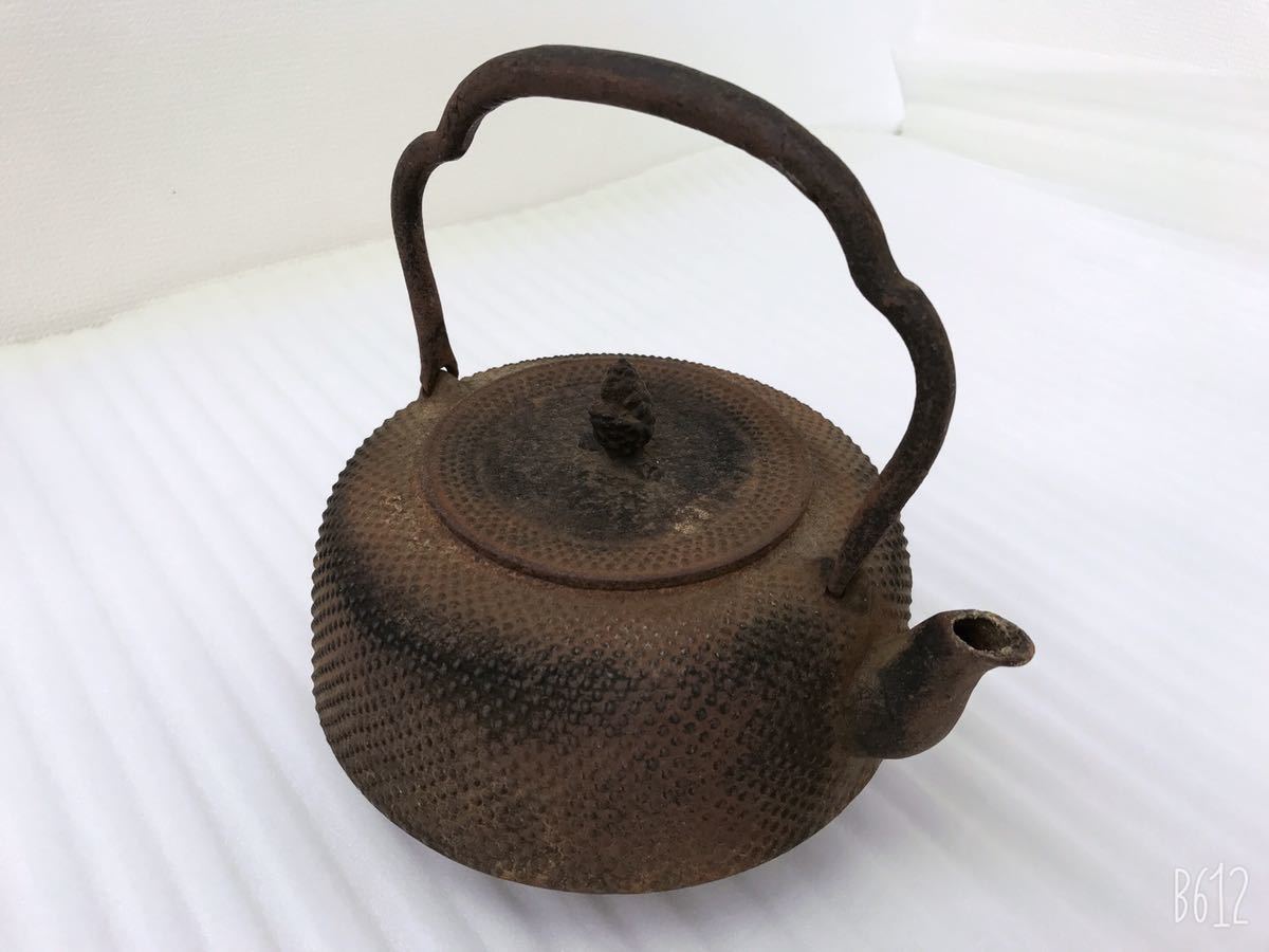 南部鉄器 　鉄瓶　薬缶　骨董　工芸品　作者不明　茶道具　岩鋳　_画像2