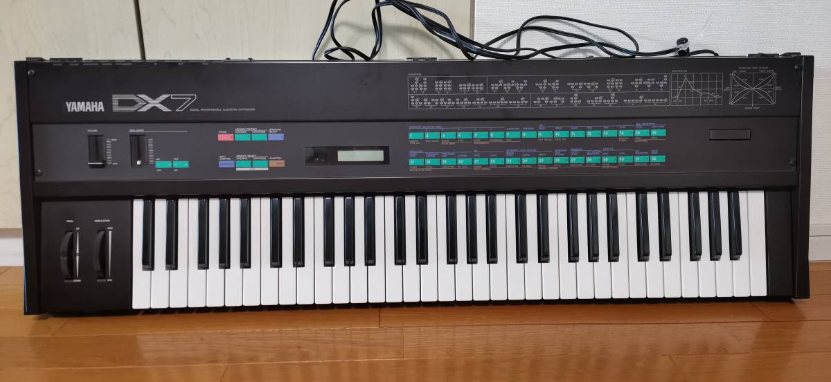 YAMAHA DX-7 シンセサイザー 動作確認済 RAM、追加音色データ等あり