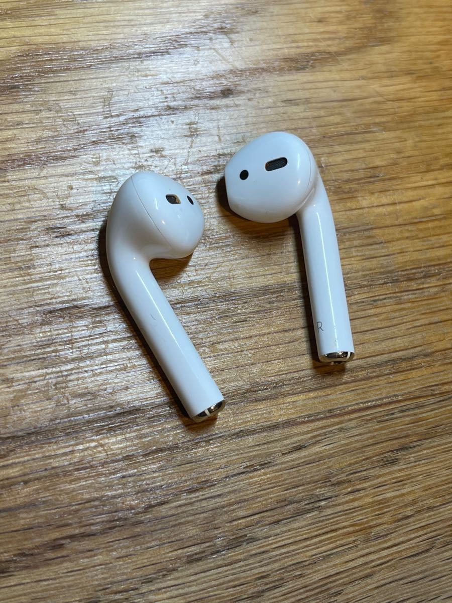 AirPods 第2世代 ワイヤレス充電ケースとイヤホン本体 純正 Apple