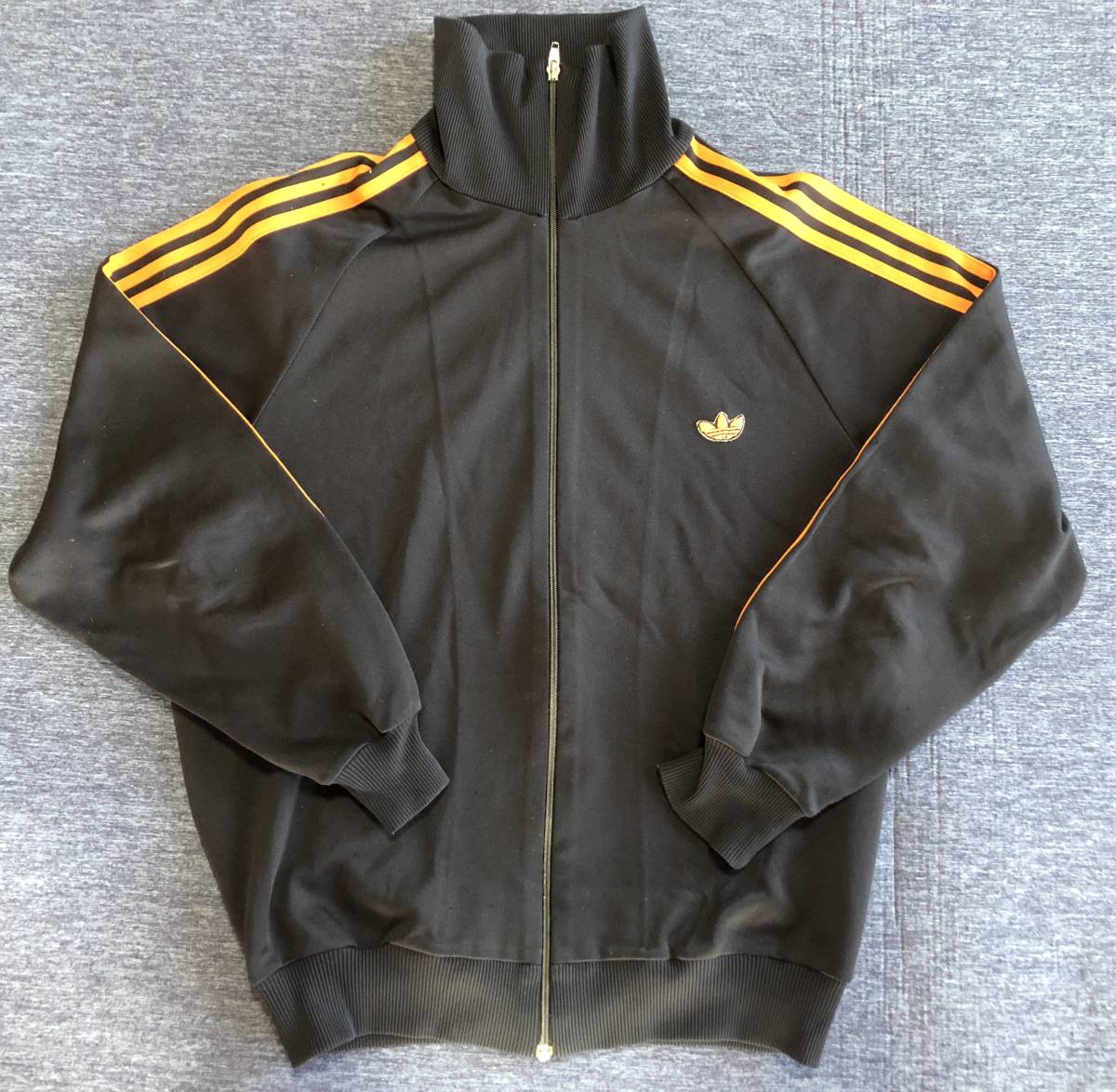 70年代 80年代 adidas アディダス ジャージ デサント製 小松菜奈 菅田