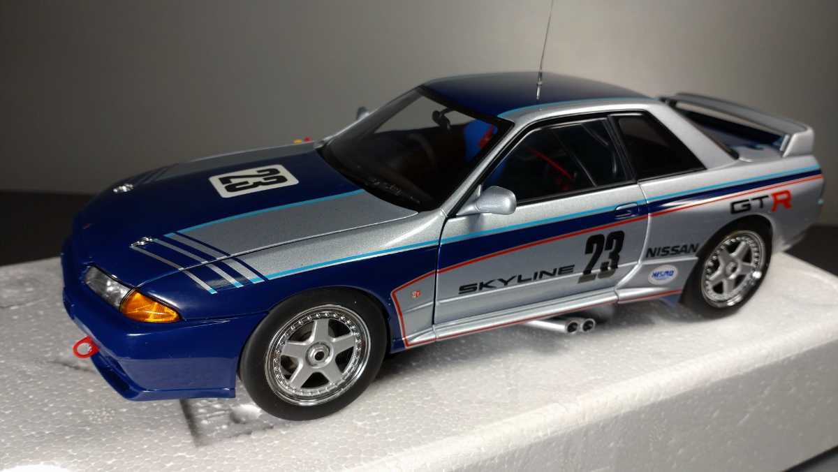 オートアート 日産純正品 1/18 ニッサン スカイラインGT-R R32