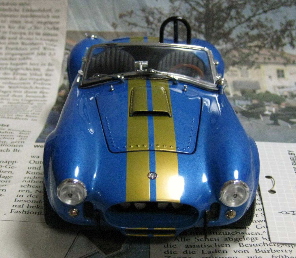 ★レア絶版★フランクリンミント*1/24*1966 Shelby Cobra 427 S/C ブルー/ゴールド_画像3