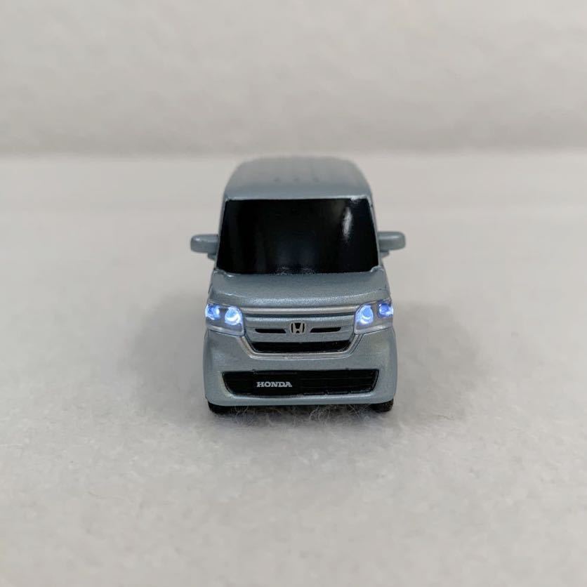 プルバックカー　HONDA ホンダ　NBOX　シルバー　LED★全長約５cm〈K5_画像2