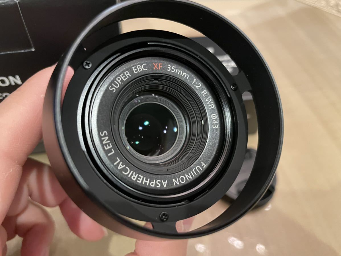 FUJIFILM フジノンレンズ XF35mmF2 R WR 新品同様 LH-XF35-2 金属