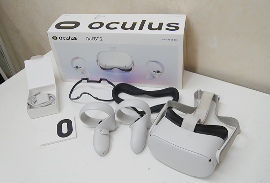 Oculus QUEST2 VRヘッドセット 256GB ホワイト オキュラスクエスト2