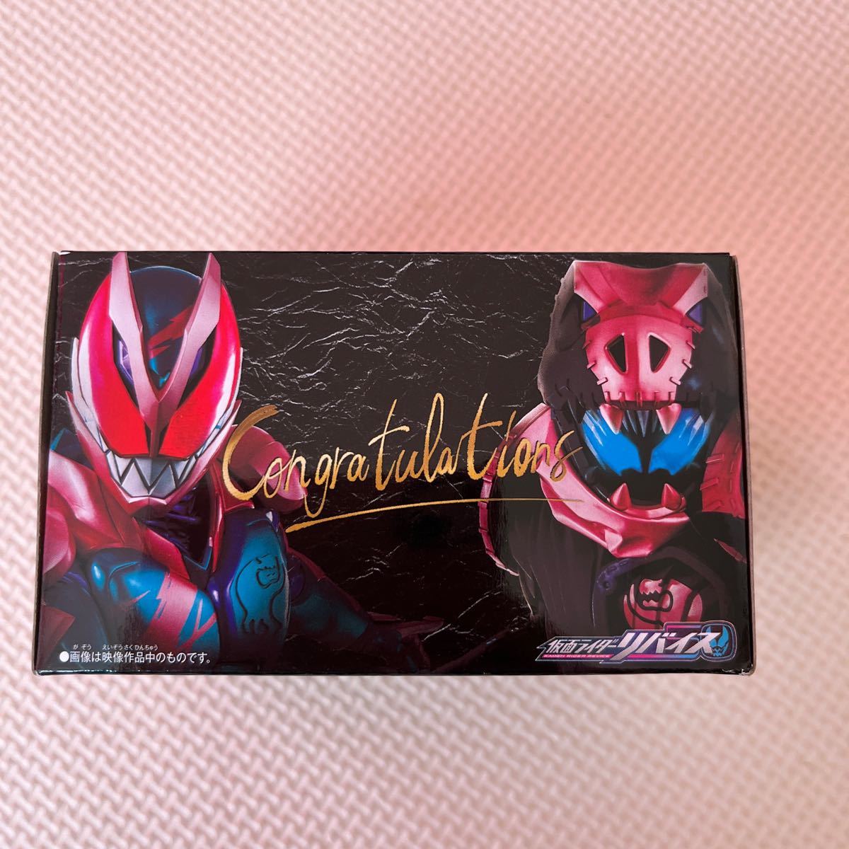 仮面ライダーチョコ　DXレックスバイスタンプ　ブラックメタルメッキ　仮面ライダーリバイス