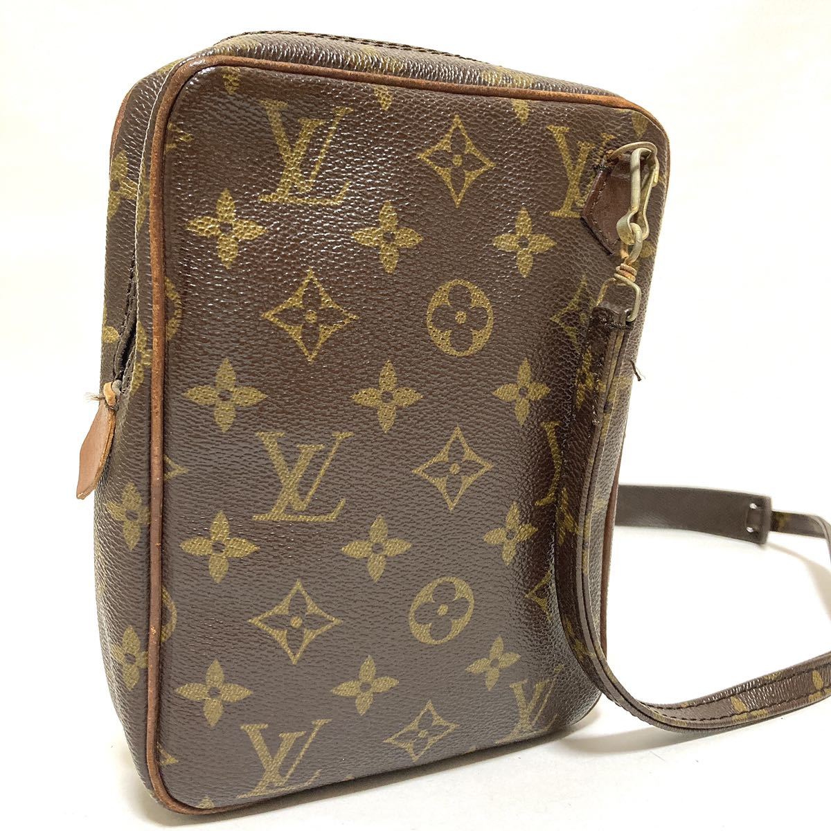 R902 美品 Louis Vuitton ルイヴィトン ベタ剥がれ無し ミニダヌーブ