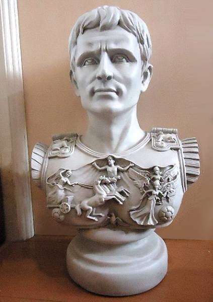 プリマポルタのアウグストゥス シーザー胸像 英雄彫像 高さ約38ｃｍ / ローマ帝国 勇気 英雄 皇帝 社長室（輸入品_画像3