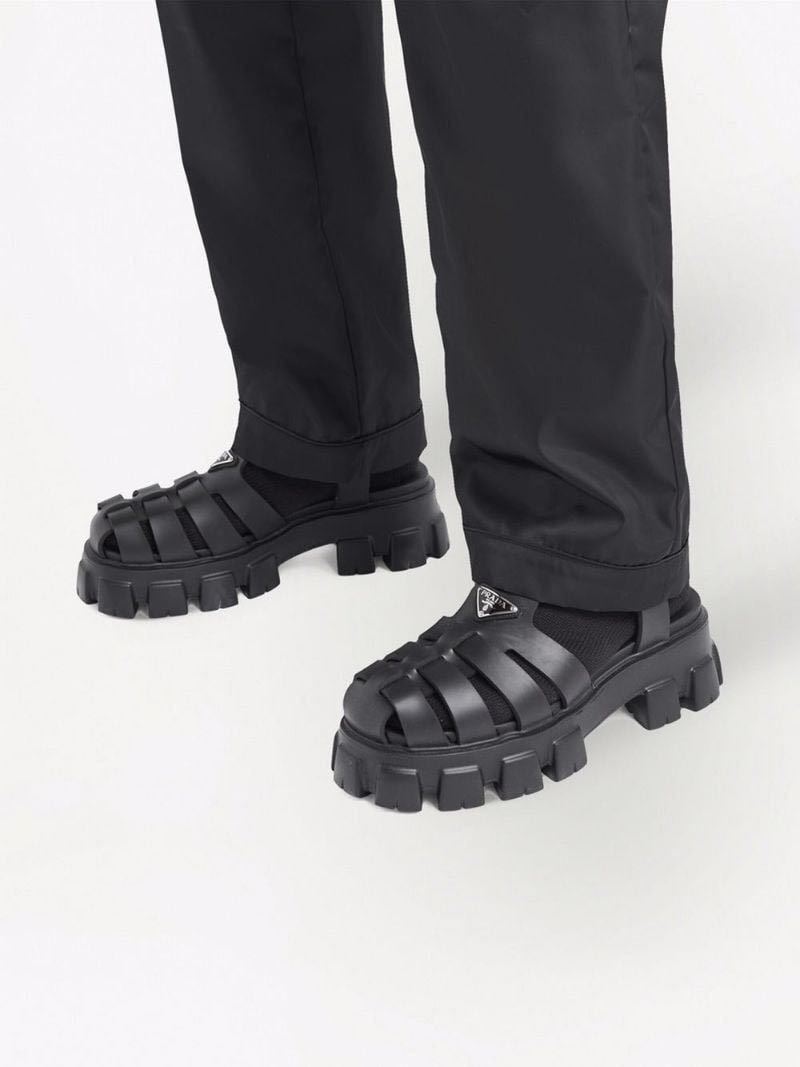 限定1点 PRADA プラダ 黒 モノリス フォーム ラバー サンダル 27.5/7