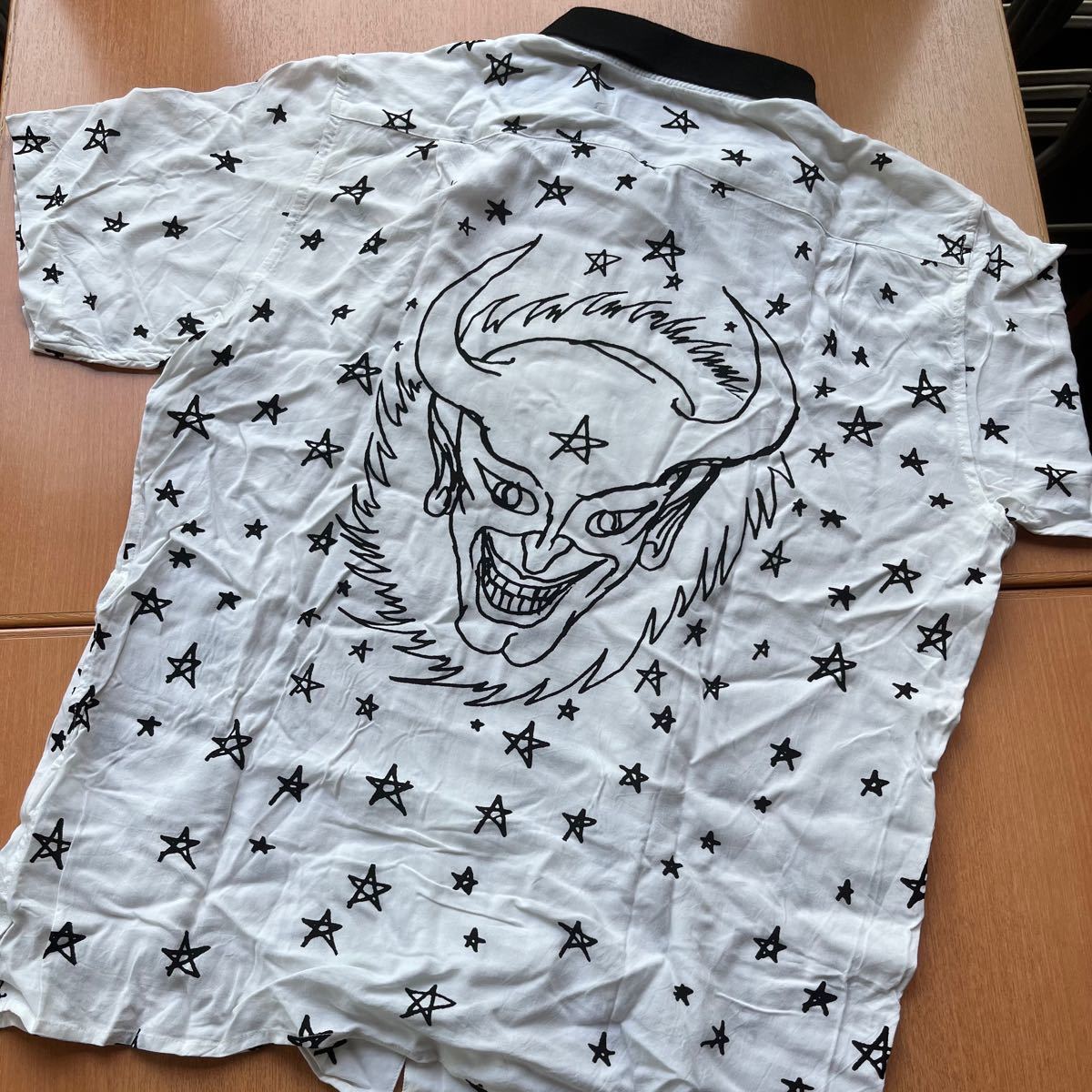 大人気！supreme Devil Rayon shirt 半袖 シャツ