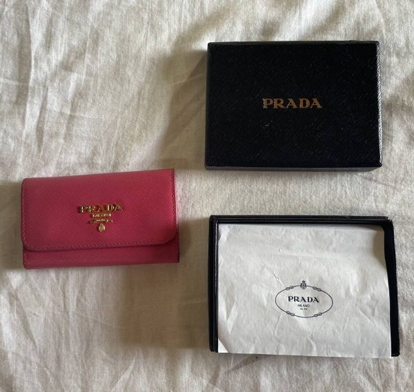 プラダ／PRADA キーケース ６連 箱付き 中古 桃色 サフィアーノレザー