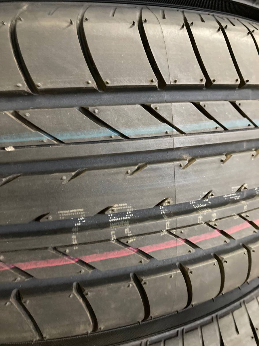 新品同様□新車外し□YOKOHAMA BluEarth E70 225/60R17 99H □22年□4