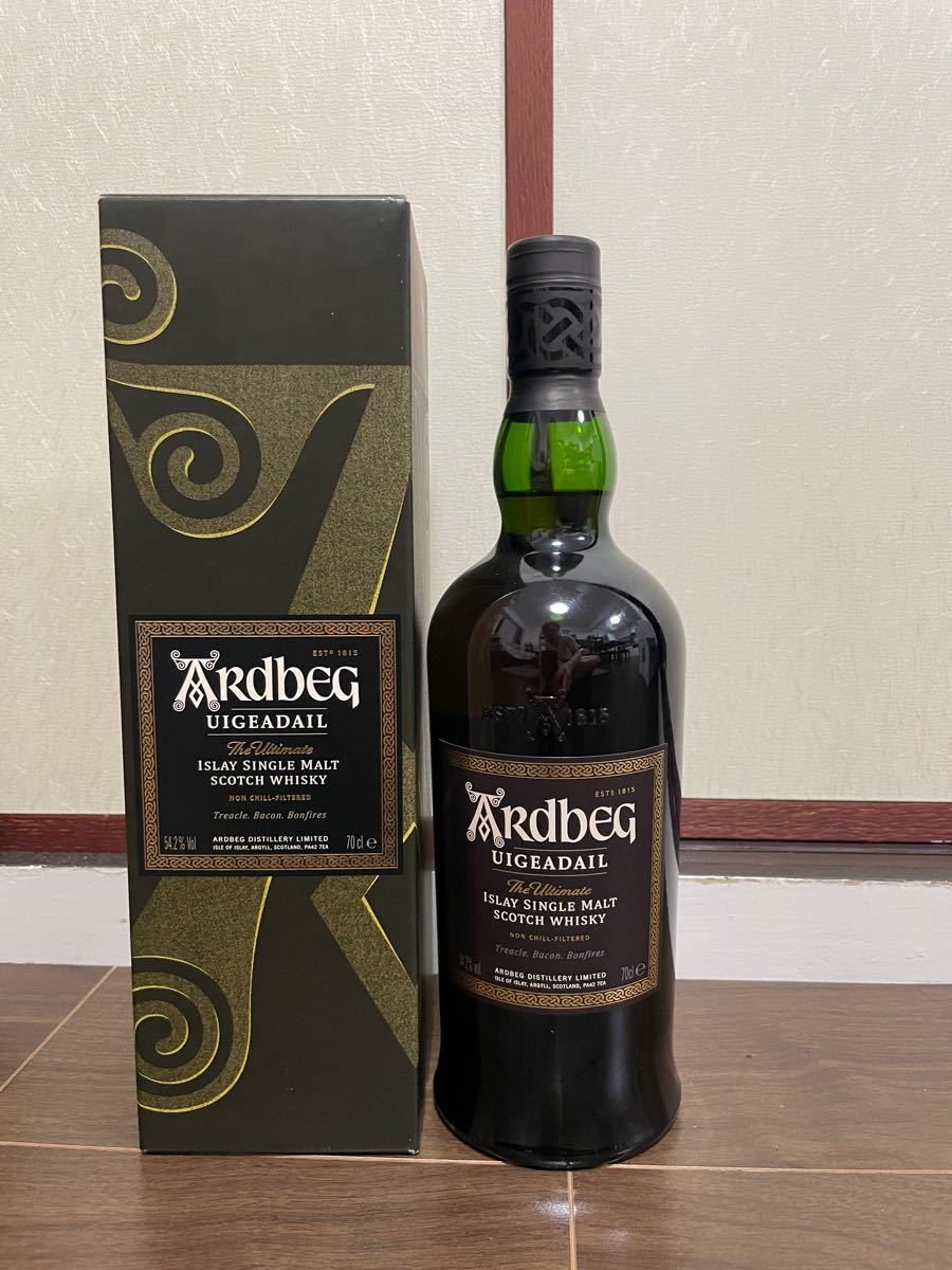 ほぼ定価セール】アードベッグ Ardbeg ウーガダール 正規品 箱付き1本