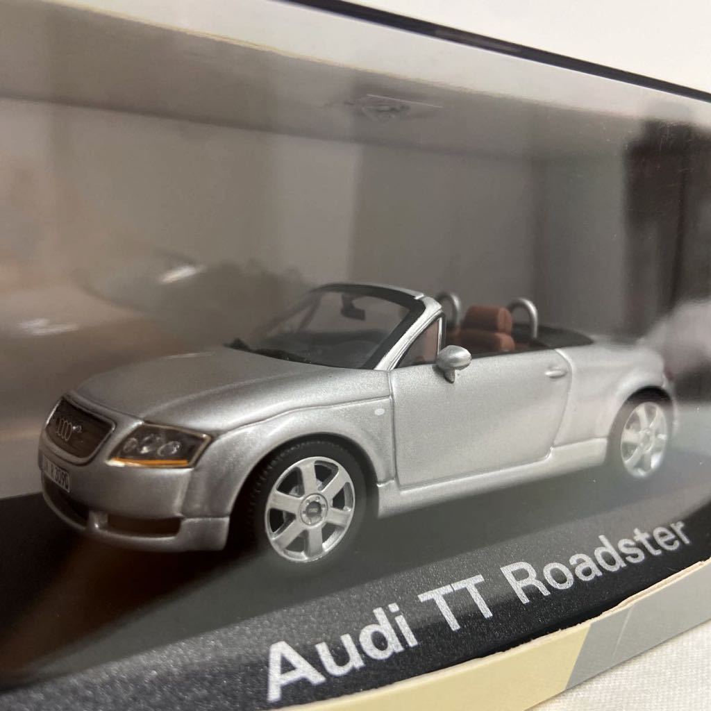 Audi ディーラー特注 PMA 1/43 アウディ TT Roadster Silver MINICHAMPS 初代 ロードスター ミニチャンプス ミニカー モデルカー_画像3