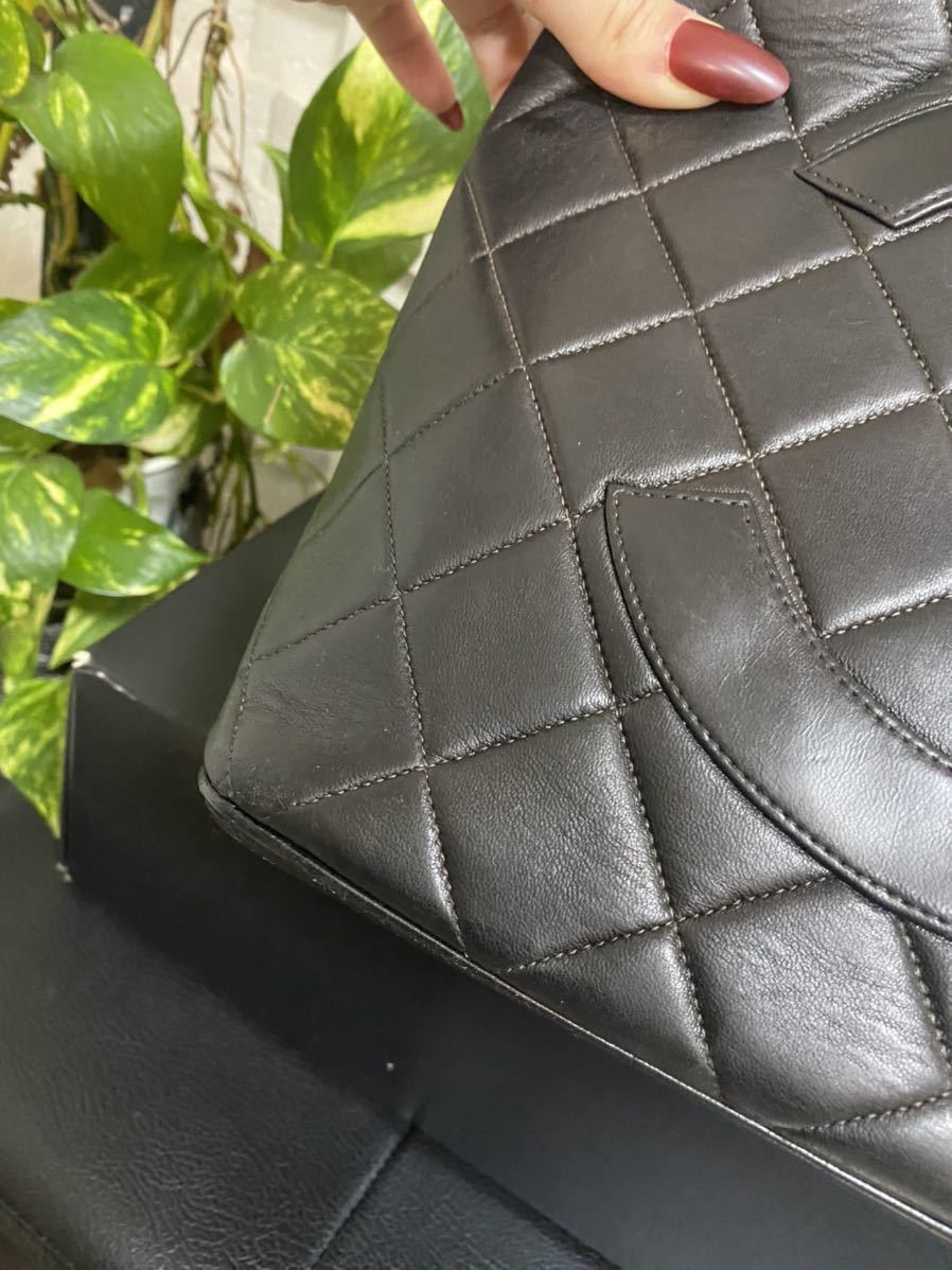 クリスマス特集2022 美品 CHANEL シャネル 復刻トート ラムスキン