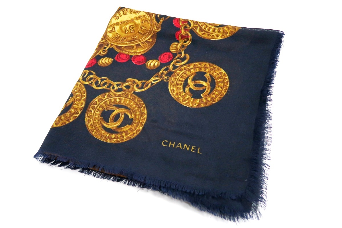 超美品】CHANEL シャネル 大判スカーフ ストール 133×133 シルク52