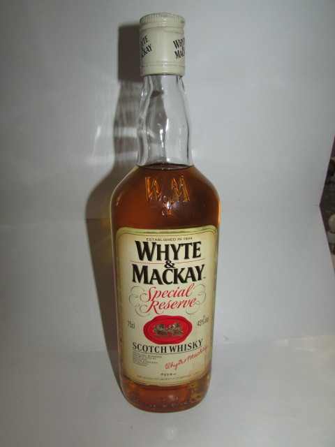 古酒・WHYTE&MACKAY　ホワイト&マッカイ・スコッチウイスキ－・　７５０ml 43%　_画像1